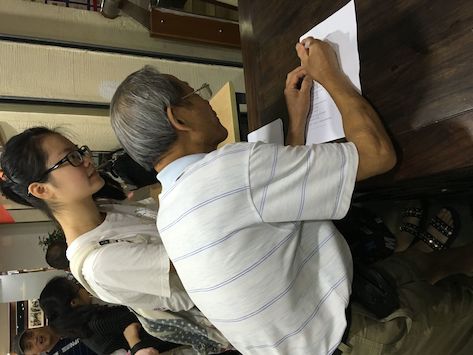 2017.7.1 外国语学院 赴钱塘江五水共治调查小分队 问卷合照 2017.7.1 外国语学院 赴钱塘江五水共治调查小分队 问卷合照
