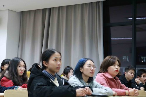 2020年11月27日学习习近平活动观众照片1