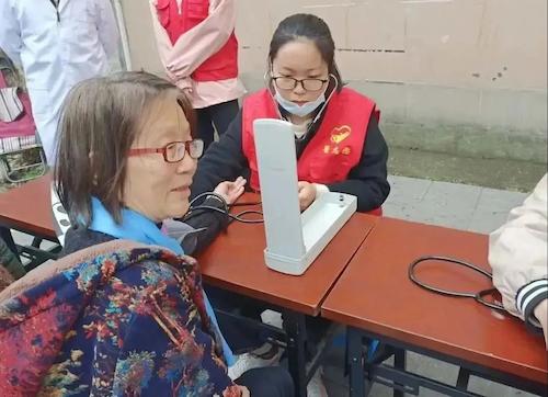 测量血压小队