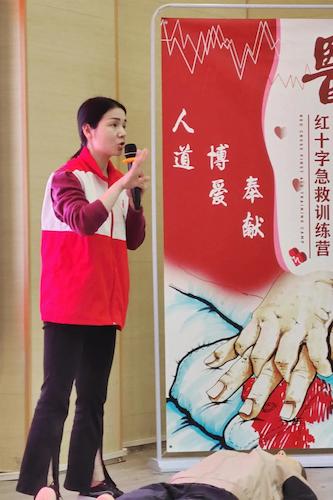 杭师大外国语学院开展红十字会初级救护员培训