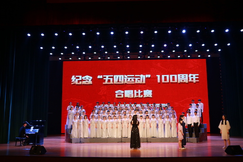 3.人文学院《梨花又开放》