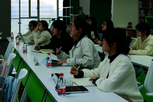 9e172ba8-b0b9-43ec-bb72-bf1099cdac4a